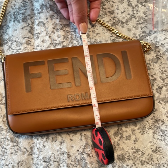 Fendi - Picture 9 of 11